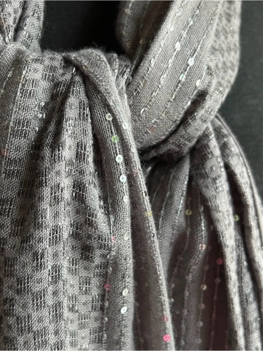 Gray Pattern Woven Sequined Polyester Scarf/Shawl 64” Fringe GUC